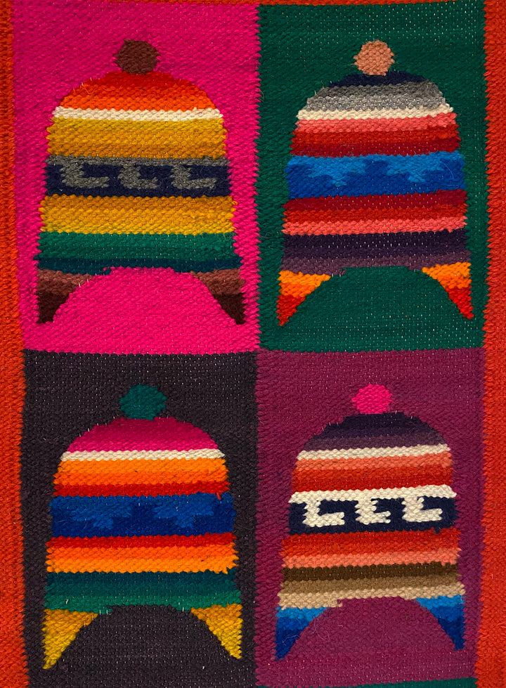 The Gorro Runner in Red