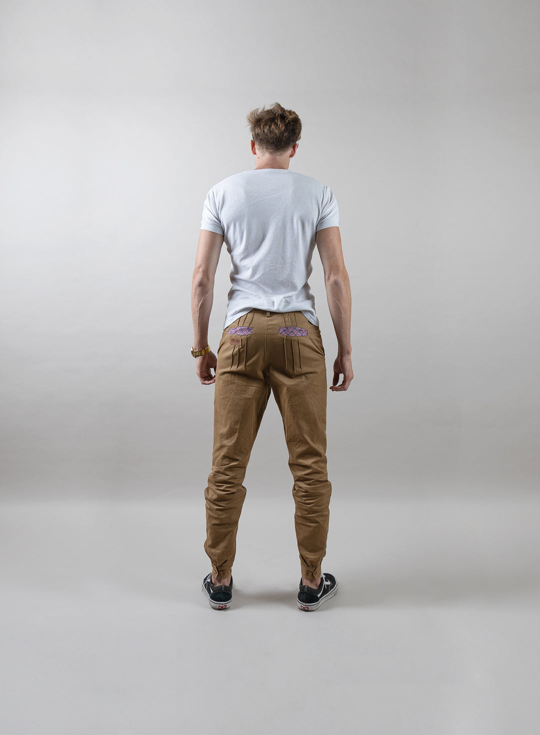 color_khaki